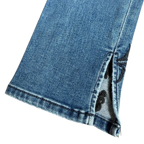 Lucky Brand Crop Jeans Women’s 2 Blue Denim Floral Embroidery Boho 27 Inseam - Picture 4 of 10